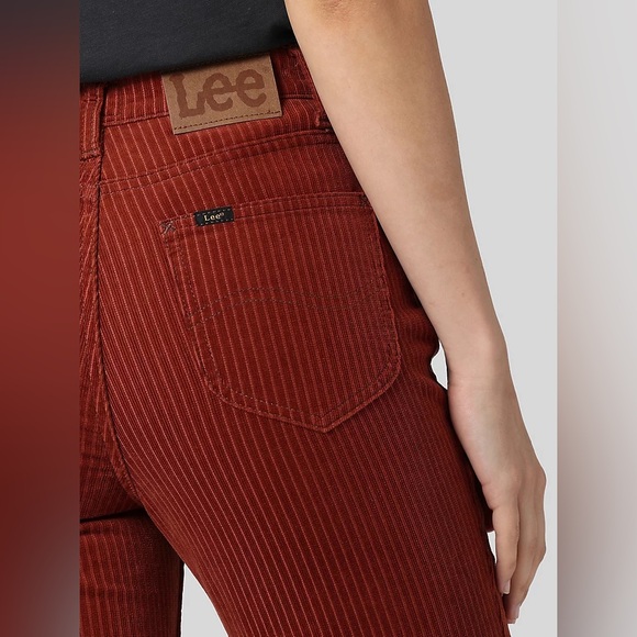 NWT Lee Corduroy Flare Jeans - Picture 2 of 9